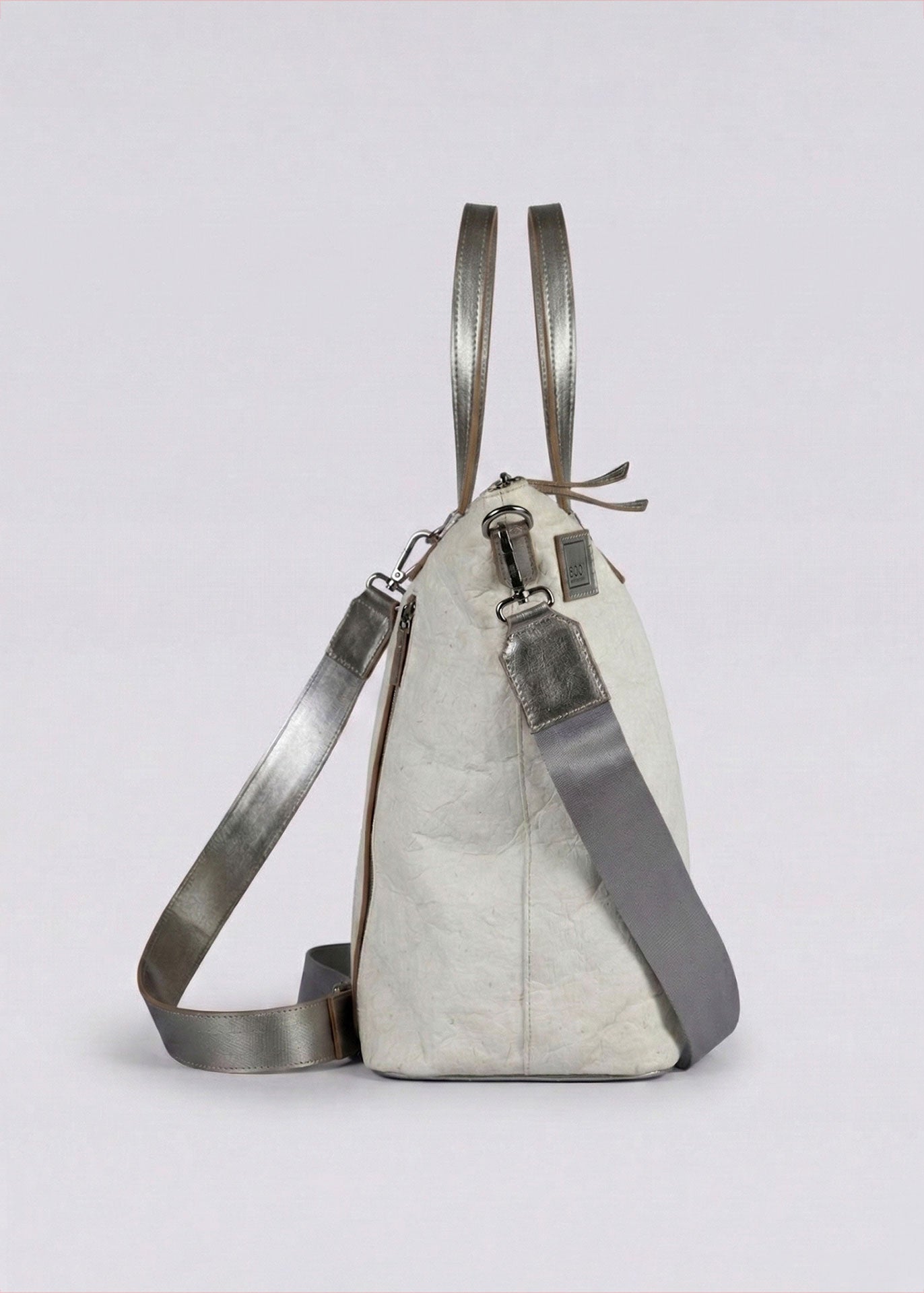 Mochila plateada Temiqui
